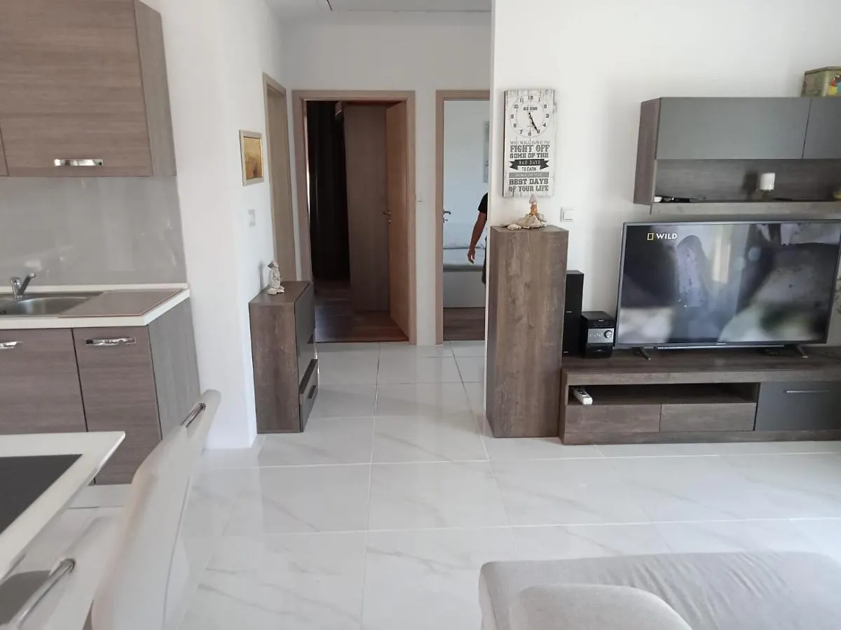 Veli IžHouse Relicアパートメント 0*, Veli Iž